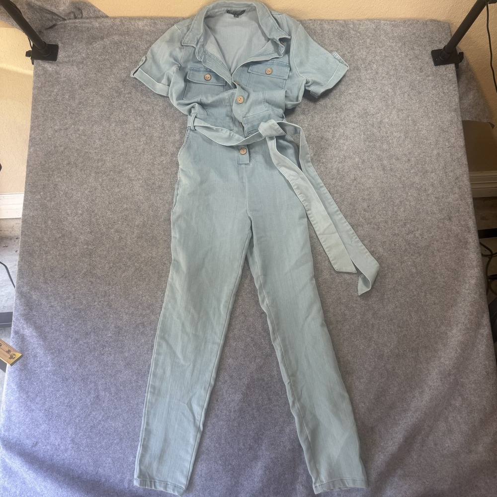 Haute Monde Utility Jumpsuit Size Medium Light‎ Blue Belted Denim Style